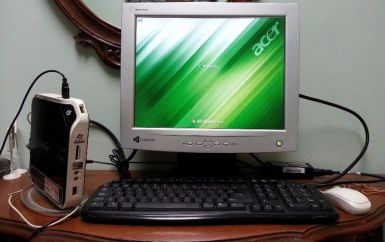 Computadora Acer Atom 